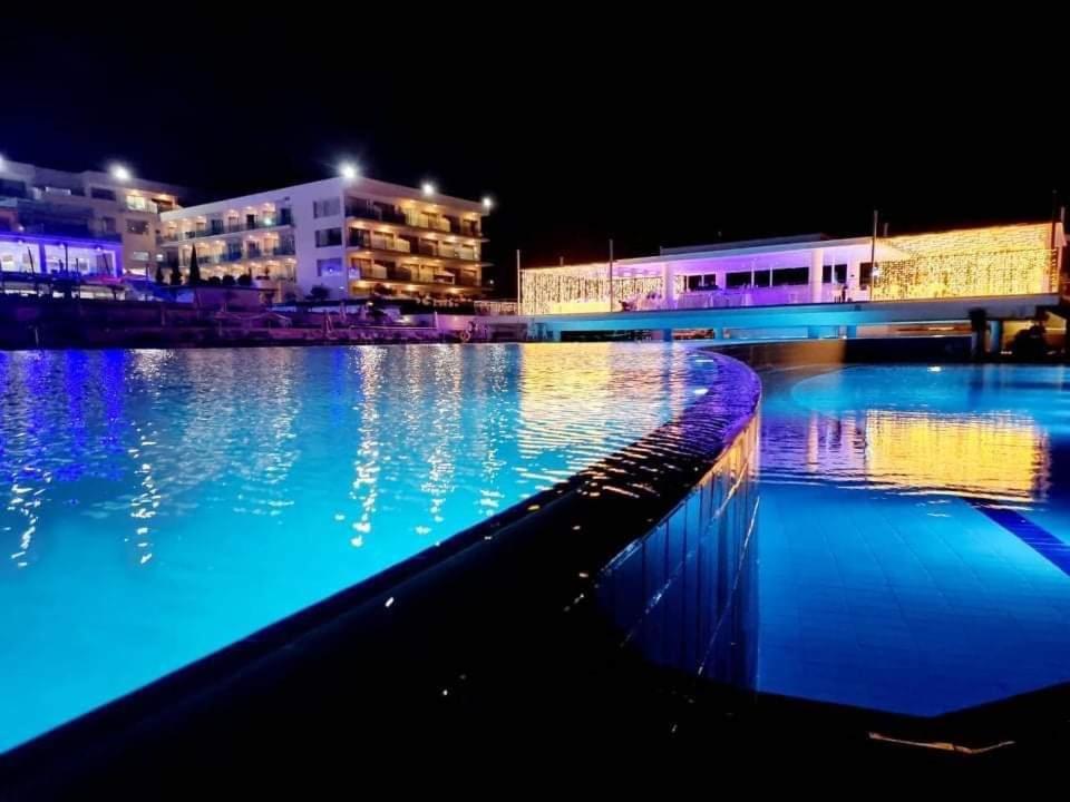 KING EVELTHON BEACH HOTEL AND RESORT, PAPHOS